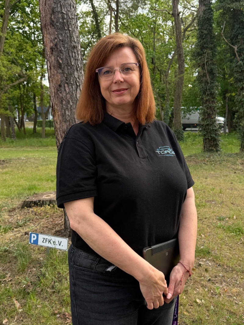 Dragana — Anmeldung der Fahrschule Toros