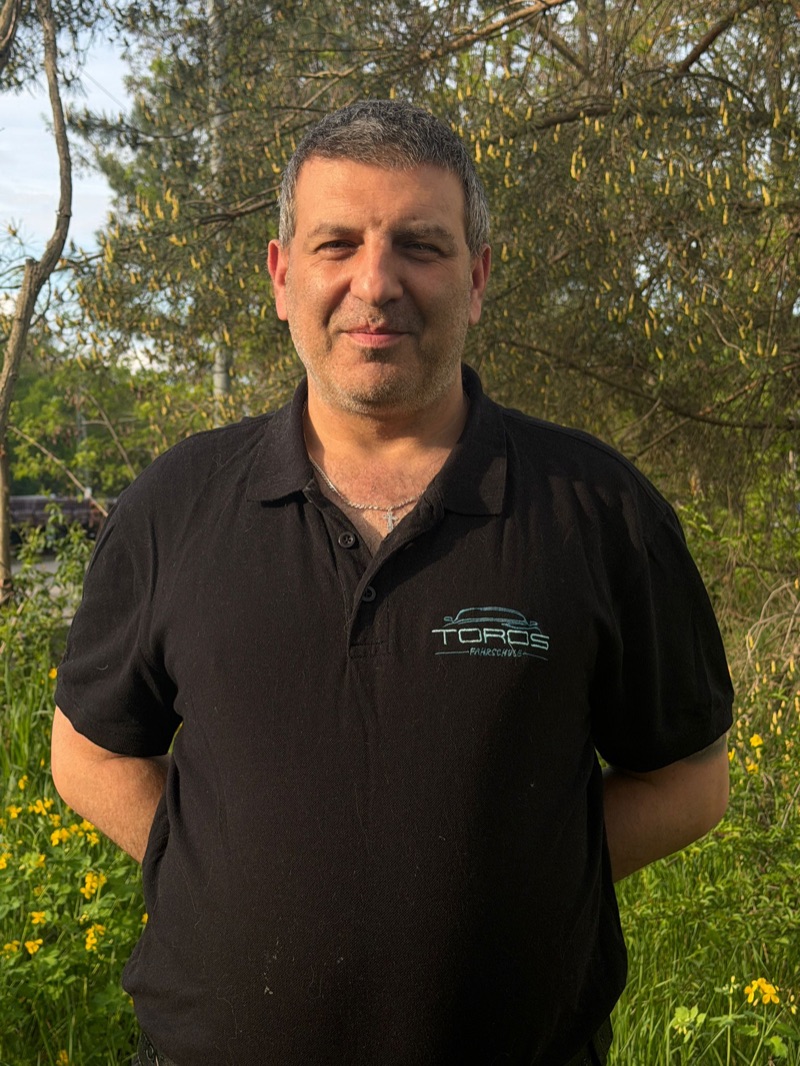 Ross — GF & Fahrlehrer der Fahrschule Toros