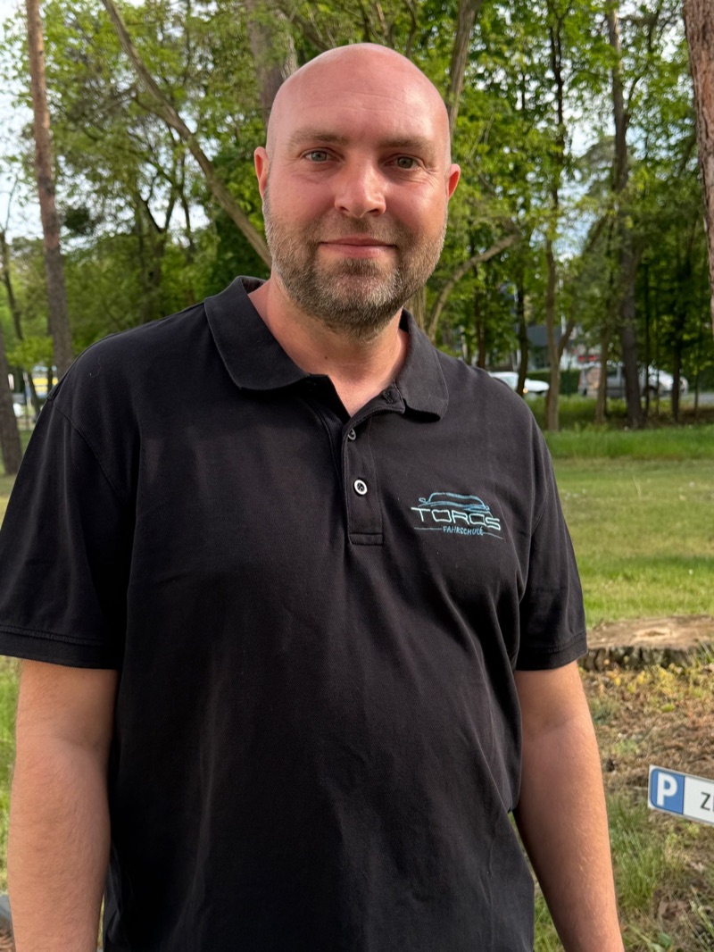Tobias — Fahrlehrer der Fahrschule Toros